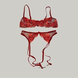 NWOT Floral Bra + Garter Belt Set